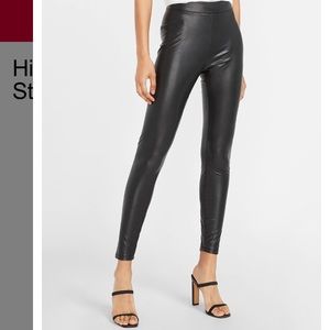 Express faux leather leggings (black)